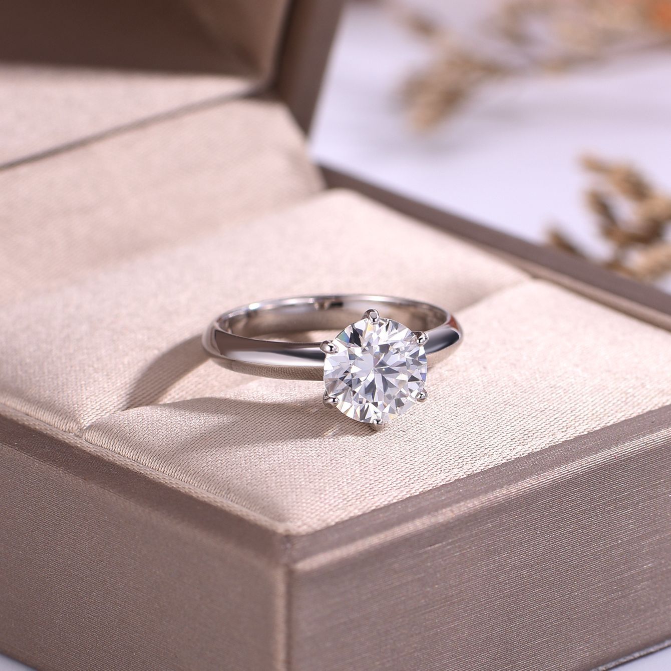 Silver Moissanite Six-Claw Ring Widened Ring
