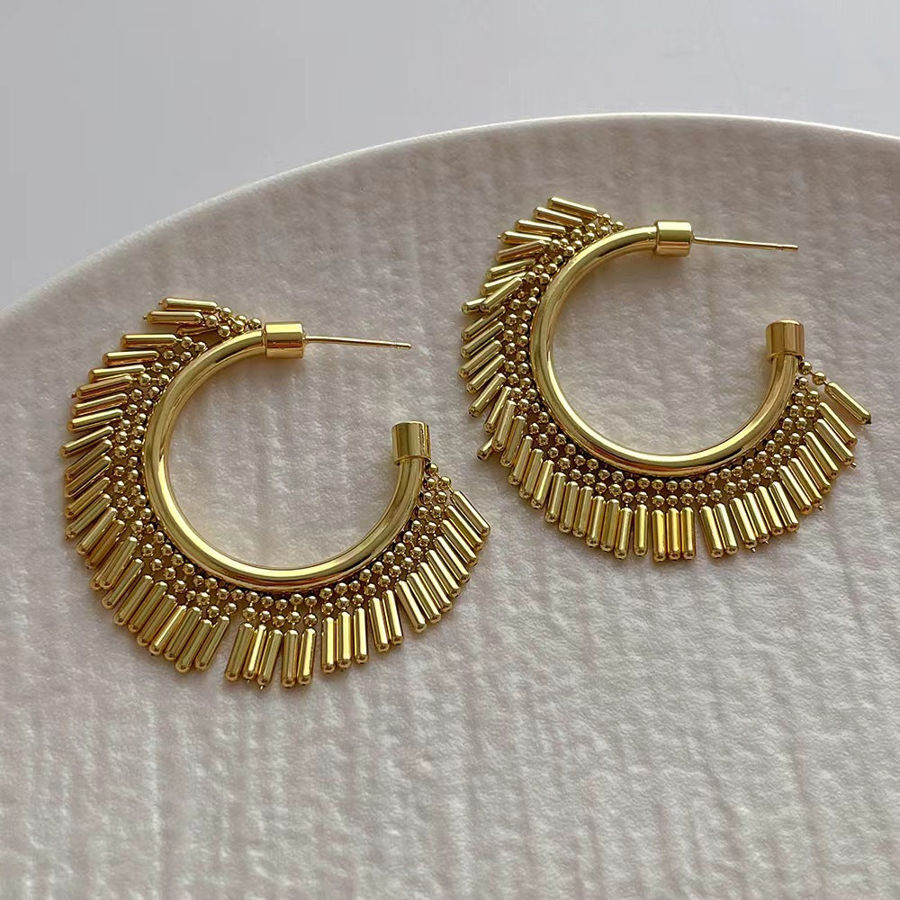 Carrie's dynamic tassel earrings