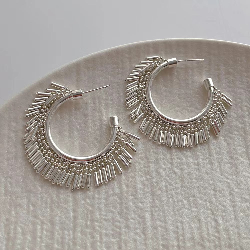 Carrie's dynamic tassel earrings