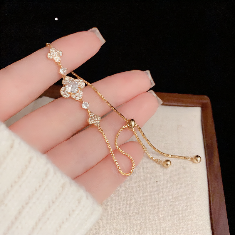 Zircon Flower Bracelet for Women