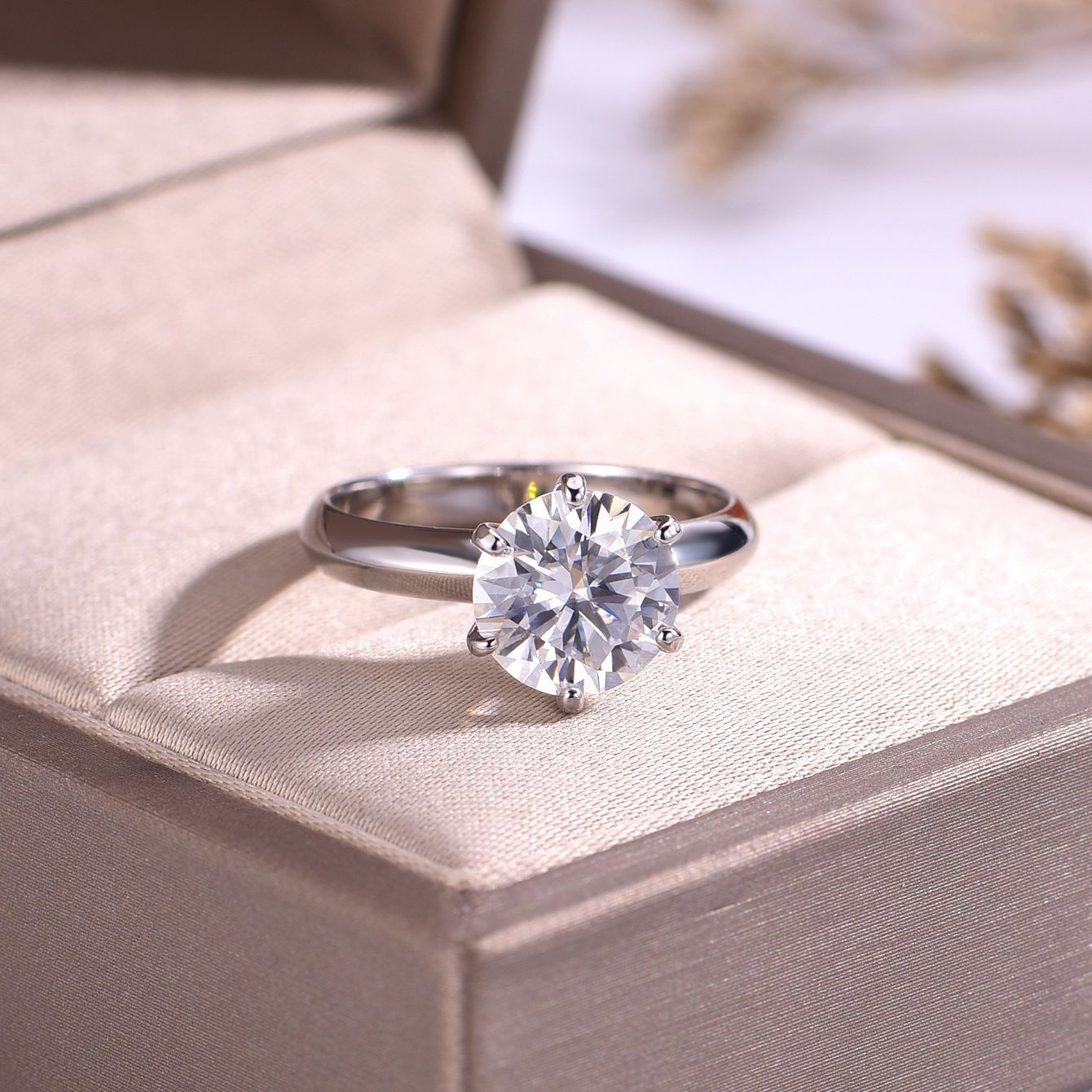 Silver Moissanite Six-Claw Ring Widened Ring