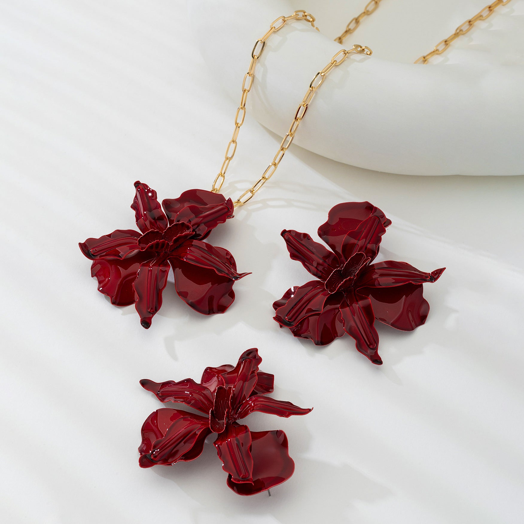 Flower Pendant Necklace and Earrings Set