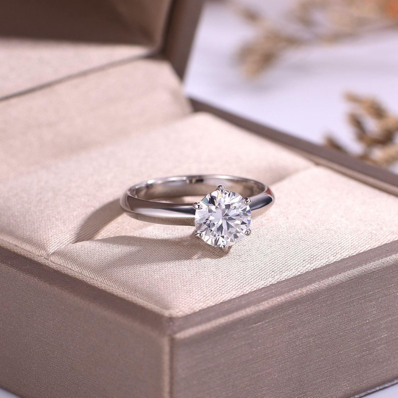 Silver Moissanite Six-Claw Ring Widened Ring