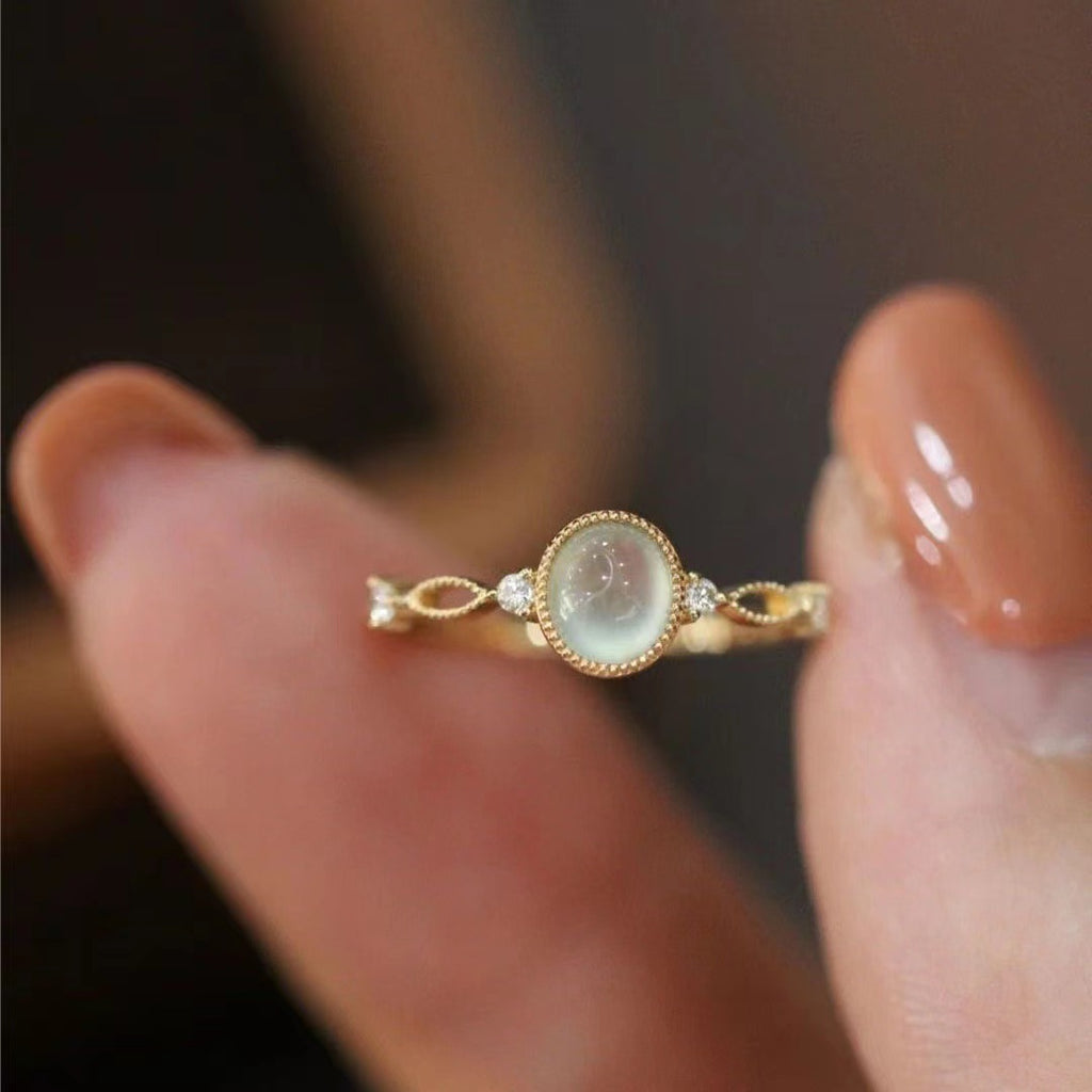 Adjustable Chalcedony Simulation Ring